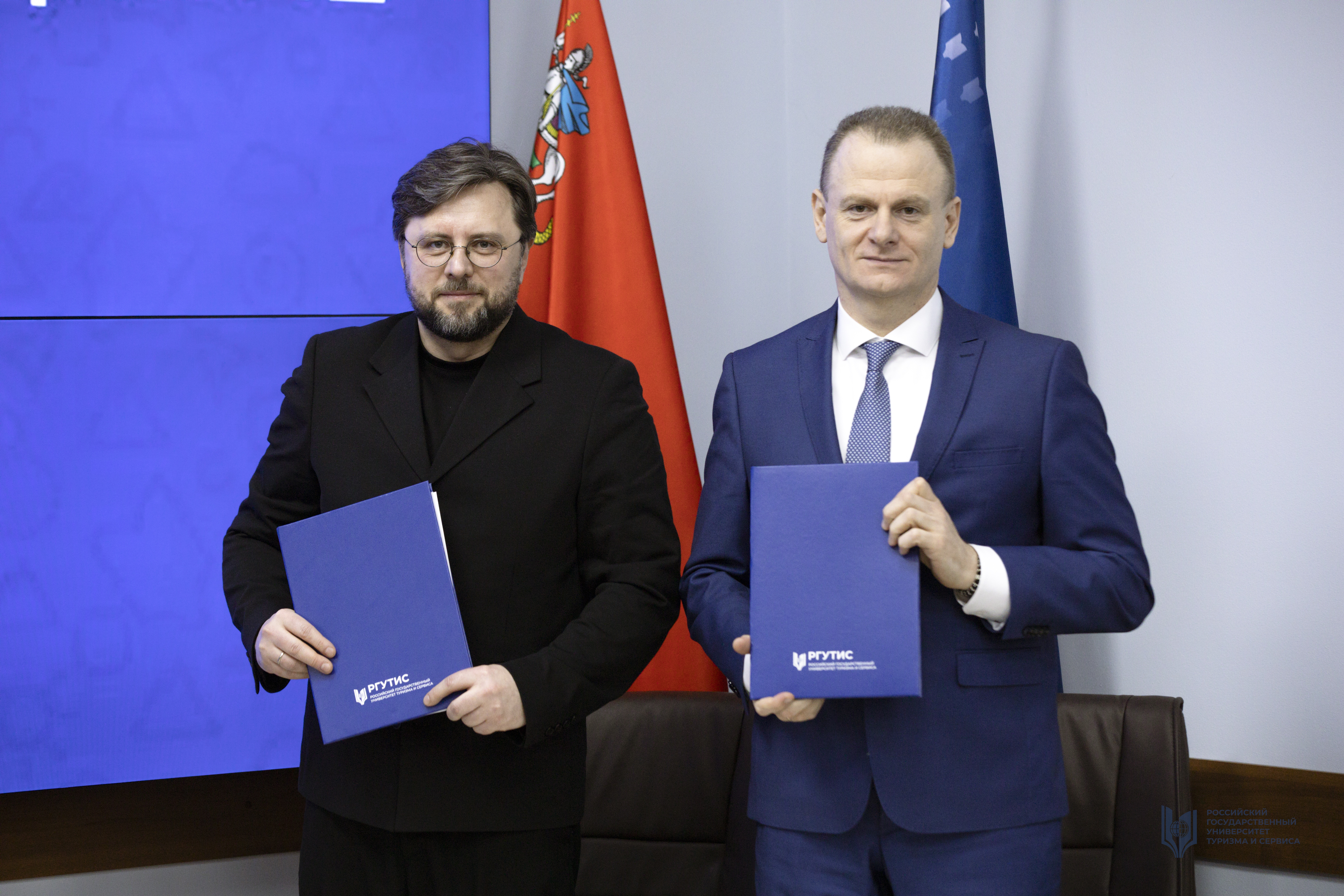 Готовим кадры для Арктики: Агентство развития Мончегорска и РГУТиС подписали соглашение о сотрудничестве